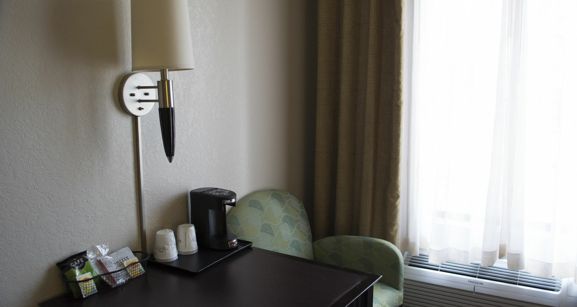 Hotel Baymont By Wyndham East Windsor Bradley Airport Exterior foto
